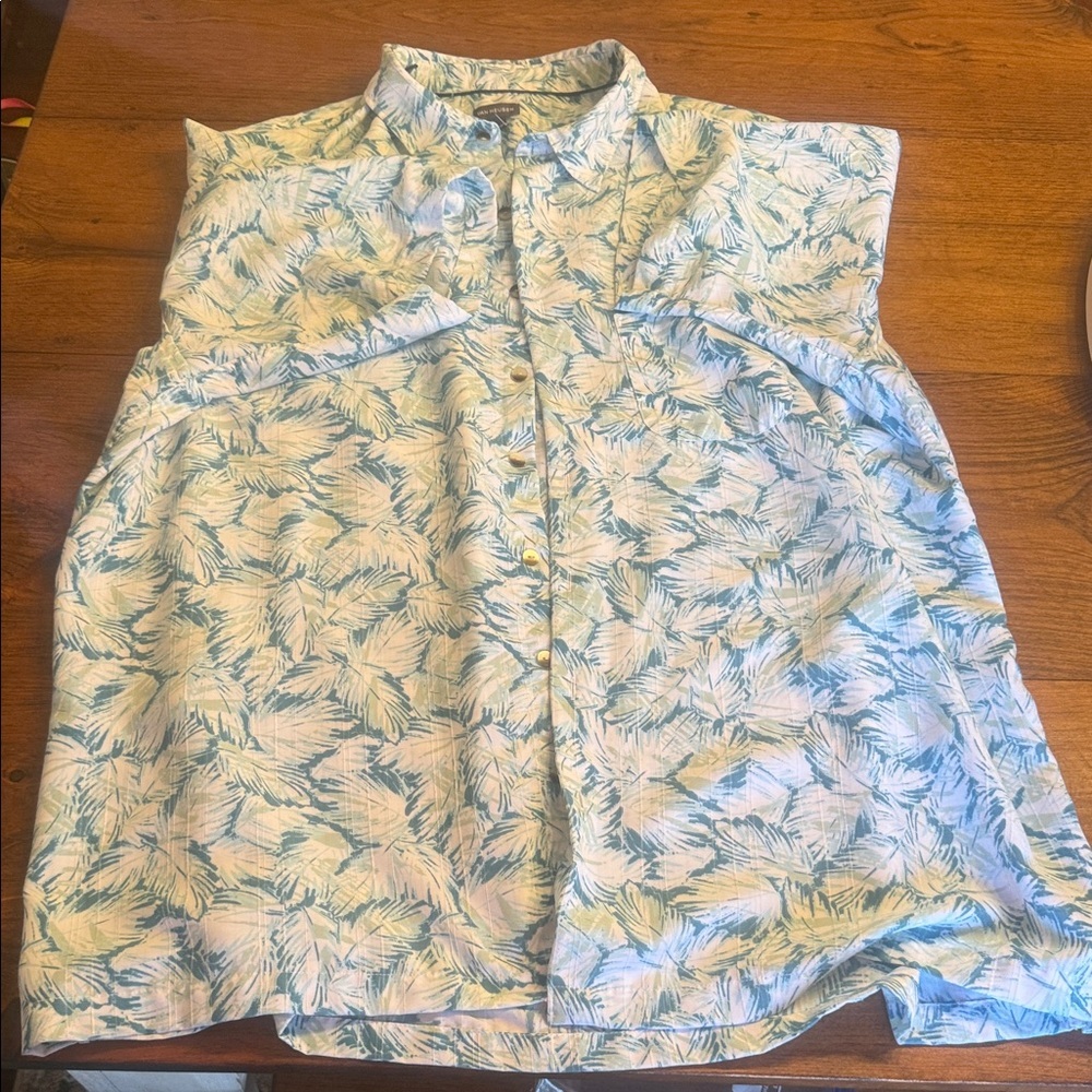 Van Heusen Blue and White Leaf Pattern Shirt